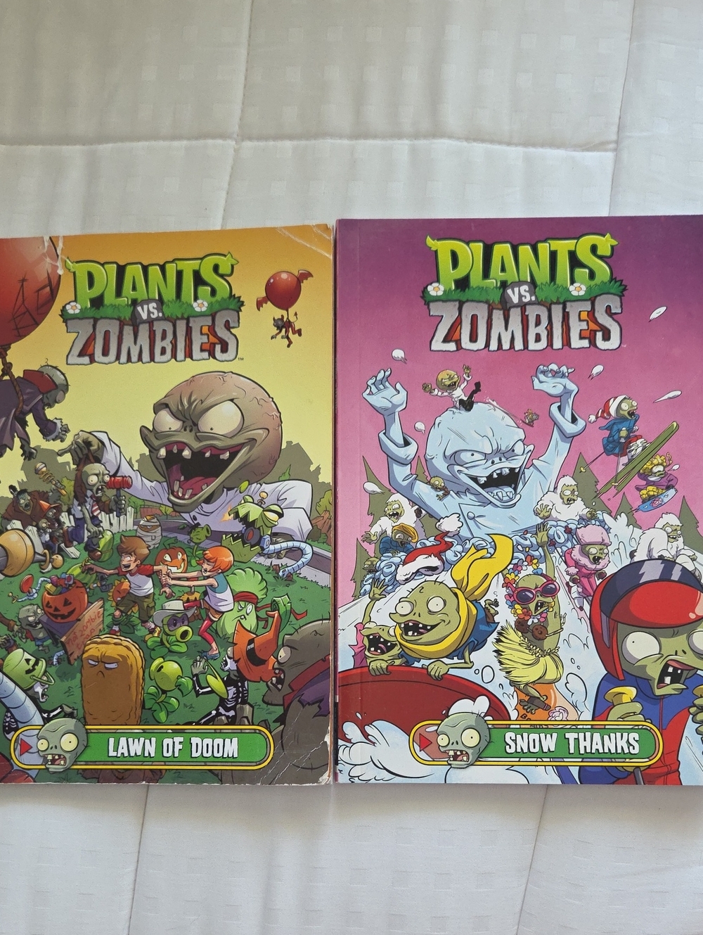 LAST CHANCE Plants Vs. Zombies Graphic Novels ×2